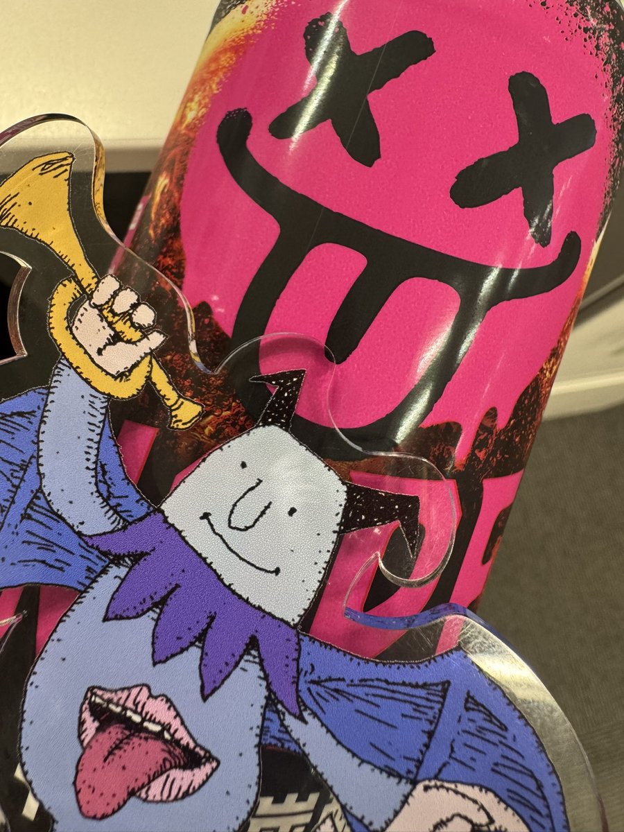 どるまりん tweet media