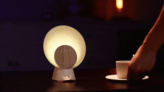 moyu70174326's tweet image. Cozy night in with tea, a good book, and fairy lights—my happy place  #HomeVibes #CozyLiving