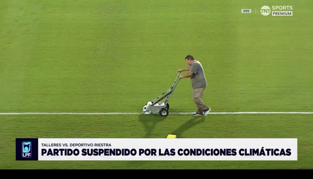 -por que nunca te rindes?
-porque el nunca lo hizo 😭😭