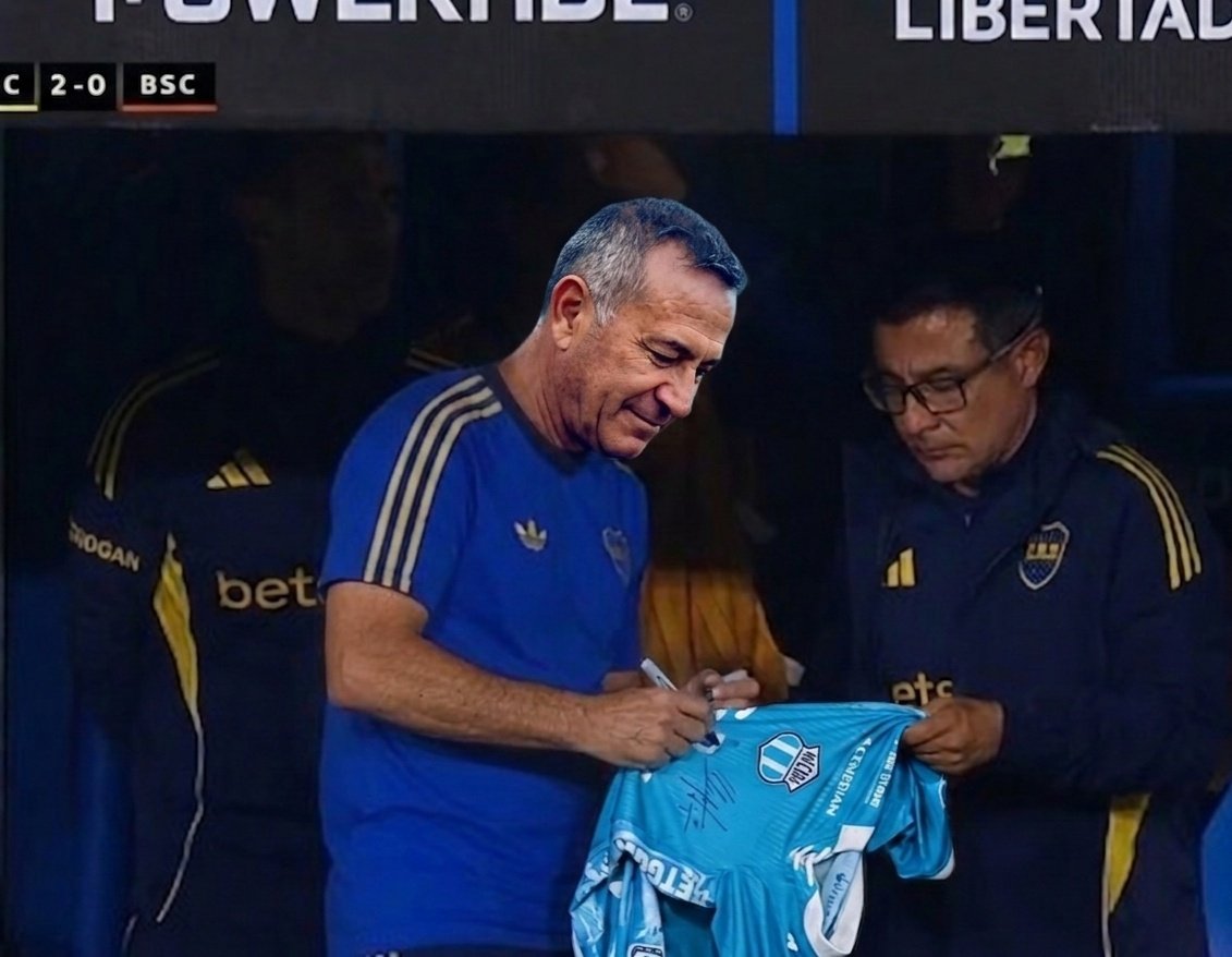 No puede ser lo de Sanguinetti los últimos minutos del partido, simplemente no puede ser.
¡Total falta de respeto! 🤣🤣🤣
#AsíEsElÍdoloMacará 🩵