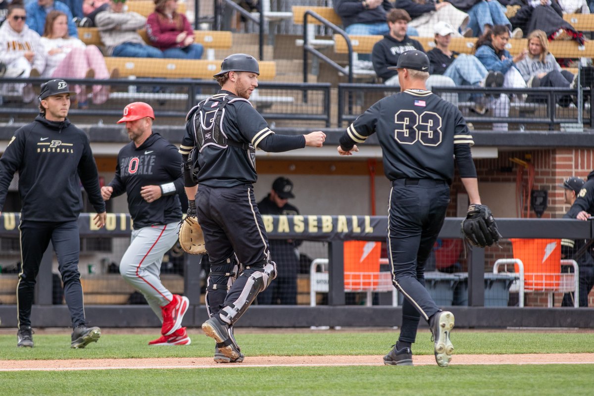 Top Row Pics tweet media