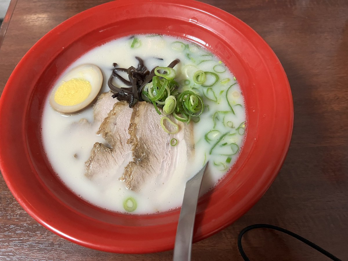 お前もわたあめを食わないか tweet media