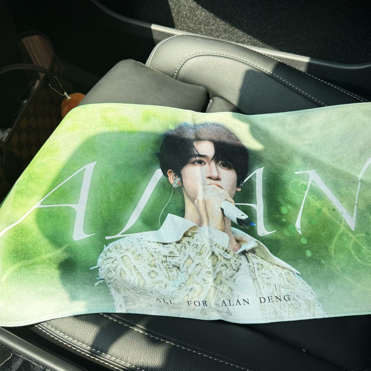 ooooiija tweet media