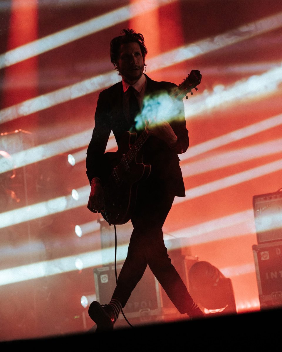 InterpolFans_'s tweet photo. Turn On The Bright Lights 

@Interpol 

📸 A Bonecutter / Coachella https://t.co/s6d3XmpTj5