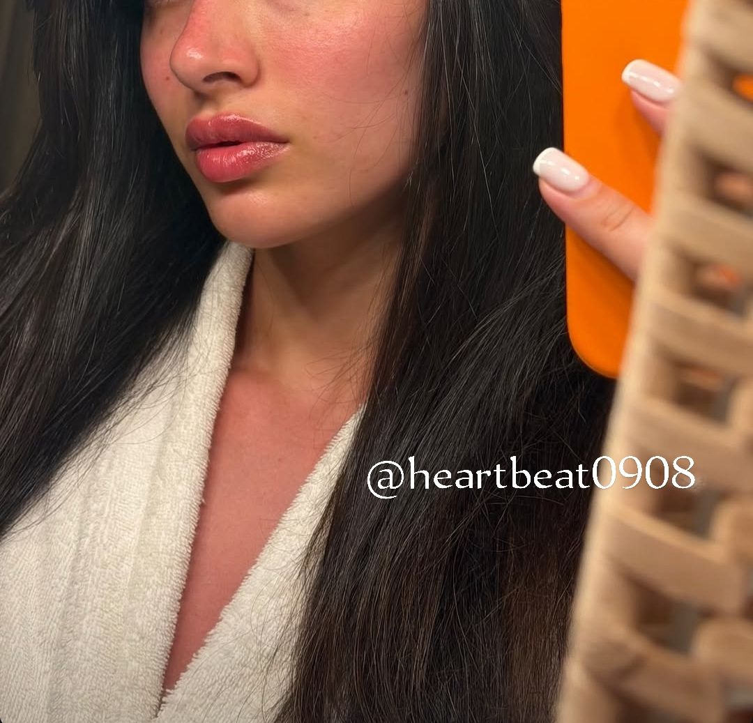 heartbeat0908's tweet image. Beauty blooms in simplicity, not endless styling. True prettiness shines from within. ✨ #BeautyInSimplicity #LessIsMore #InnerGlow #ElegantStyle #TimelessBeauty #NaturalCharm
#beautyinthebeast