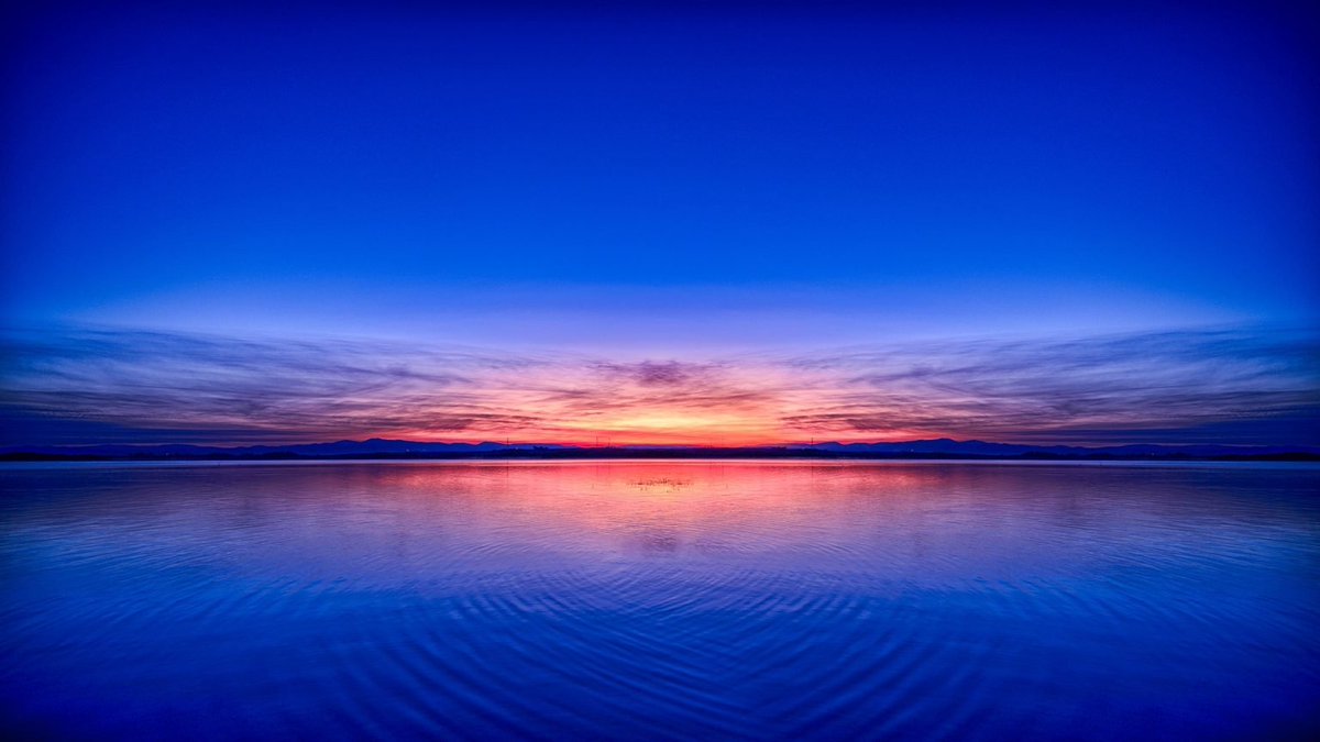 DonnaSLam's tweet image. "What is Calm." As defined by Merriam-Webster, calm is a period or condition of quiet and free from disturbance. Simply put, it is the absence of strong emotions and reaching an inner place that lessens the... #Mindfulness  #relaxation #WellnessJourney DonnaPresents.com/what-is-calm