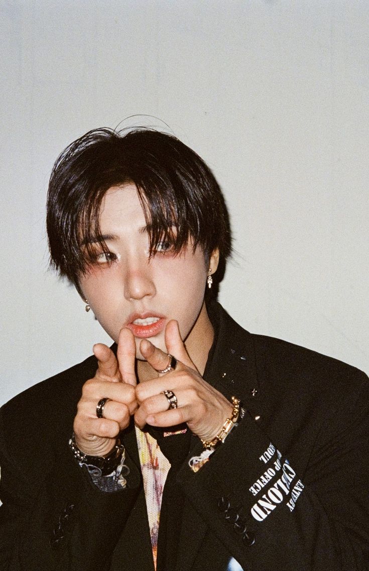 SKZ Crave tweet media