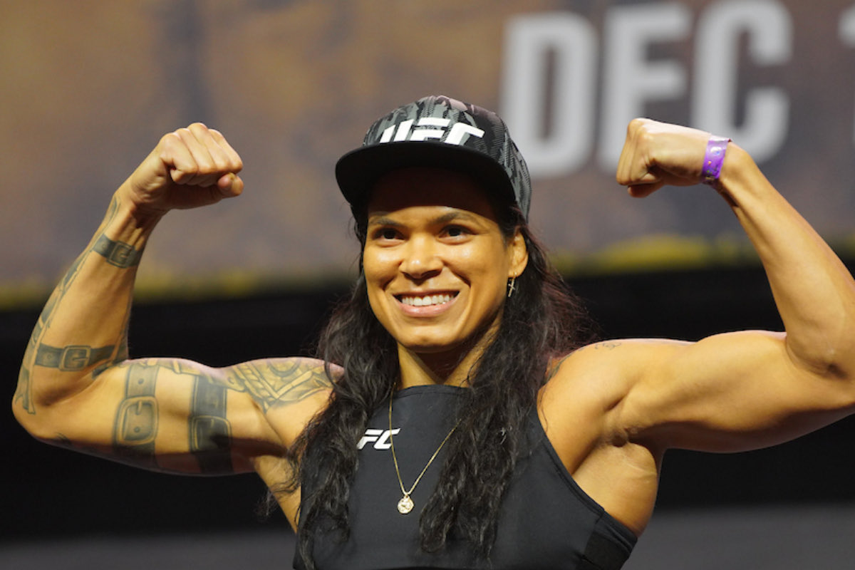 julia estrelinha tweet media