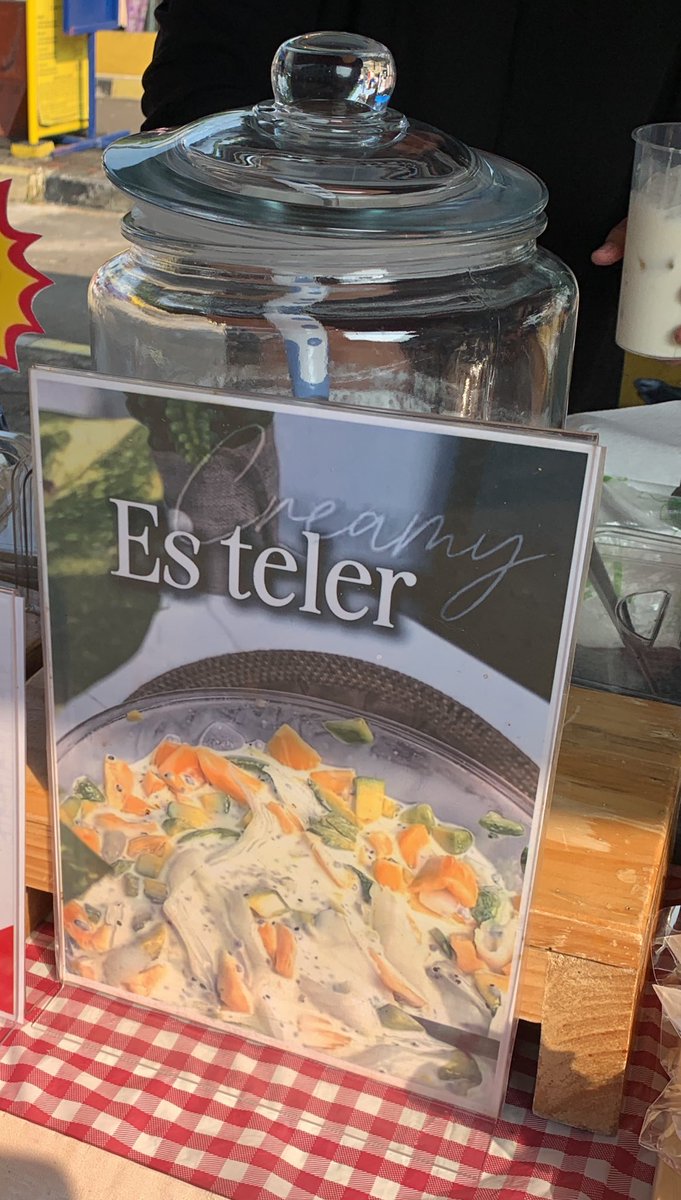 𝚟𝚒𝚗🏴‍☠️slow tweet media