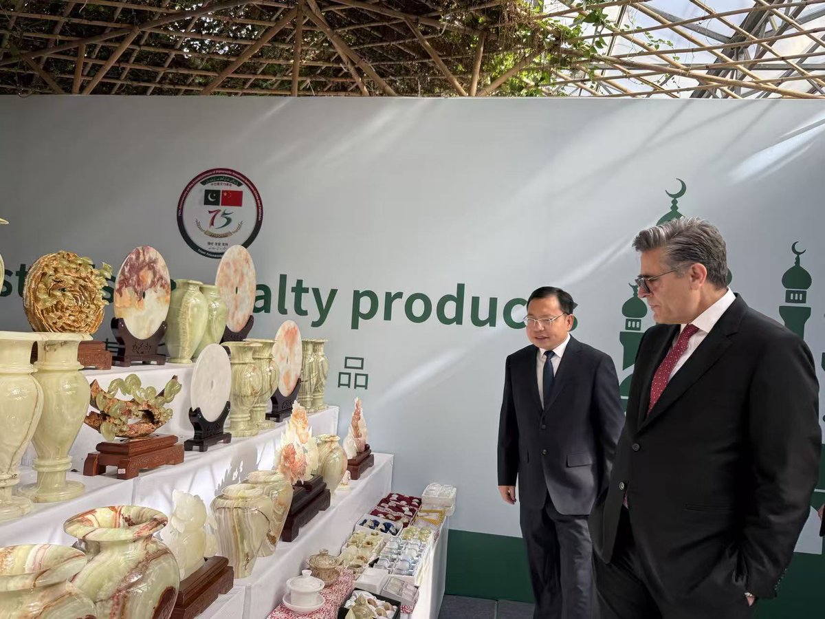 Pleased to inaugurate today 🇵🇰 Pakistan Pavilion at 27th Vegetable Science &amp; Technology Expo in Shouguang city in Shandong province. To mark 75th anniversary of 🇵🇰🇨🇳 diplomatic relations, Pakistan was invited to this leading expo as Guest Country of Honor with a dedicated