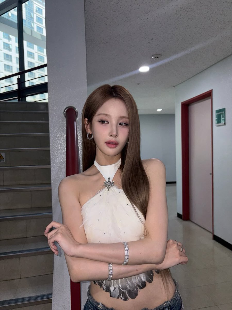 KISS OF LIFE Indonesia tweet media