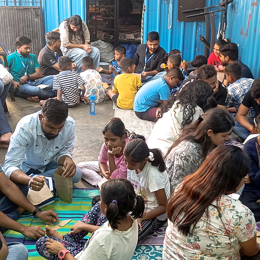 TataTech_News's tweet image. #CSR - Curiosity sparked. Smiles unlocked. Futures ignited. ✨

At #TataTechnologies, we believe in #EngineeringABetterWorld, and it starts with a single spark of curiosity.

For Tata Volunteering Week in March, our team of incredible volunteers headed to Emmanuel Orphanage to