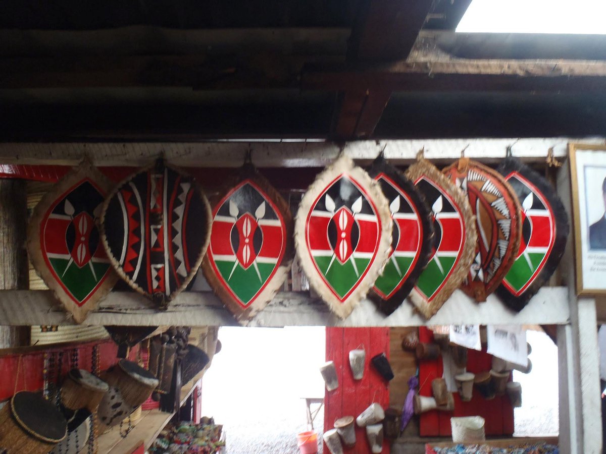 Alkaased2005's tweet image. A souvenir shop in Kenya🇰🇪

ケニアの土産物屋🇰🇪

February 2013

↓This is the URL of  my channel↓

kick.com/alkaased2005

#kick #travel #trip #旅行 #domestictravel #国内旅行 #internationaltravel #海外旅行 #kenya #ケニア