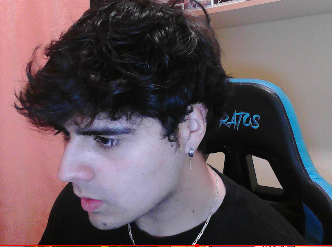 GasPoo_H's tweet photo. @StarStrokeeee es un edit para parecer el loquito dave, esta es la real https://t.co/L1Chpe0Bm6