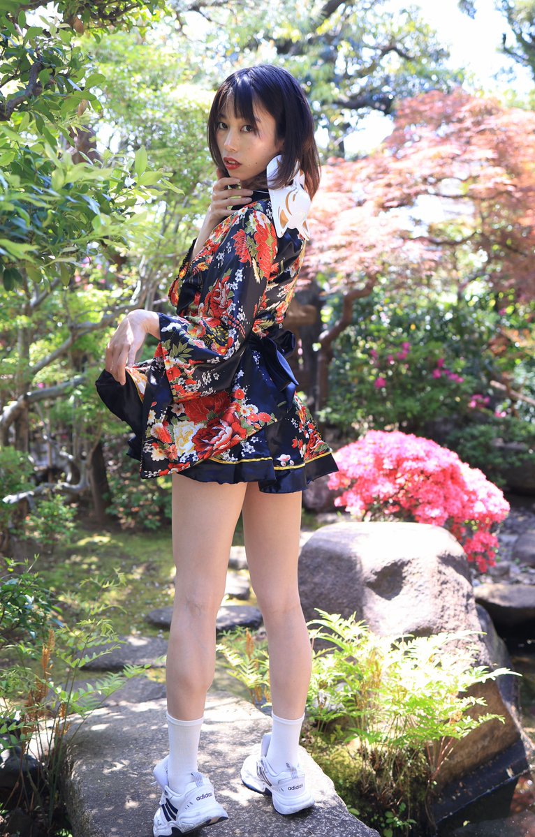 モデルさん
#優花　<a href="/2525youka2525/">🌼関 優花🌼モデル/イラスト</a>
#マシュマロ撮影会
根津スタジオ             3/3
2026年4月     
#美脚 #ポートレート #全身美
#EOS_R8 RF35mmF1.8 MACRO IS STM