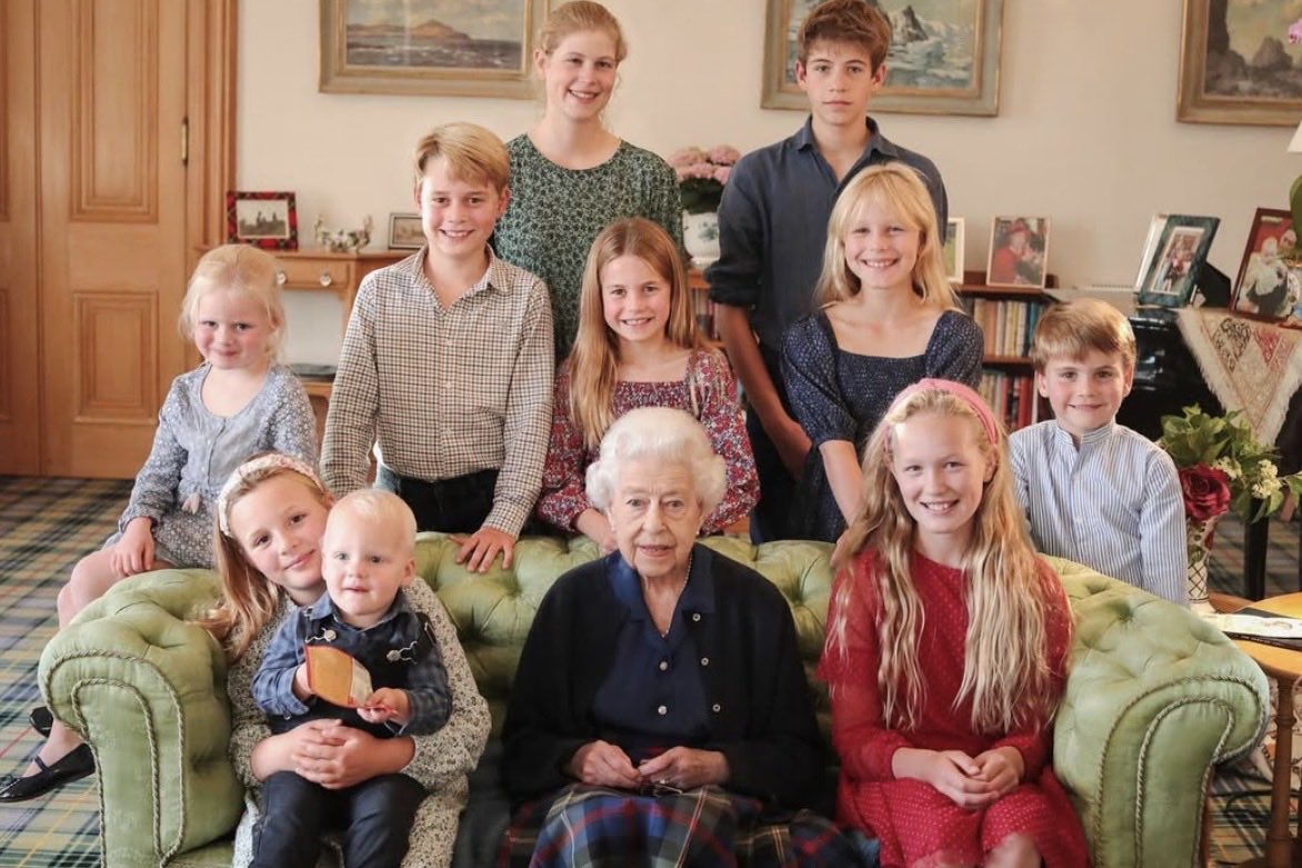 The Romantic Lady tweet media