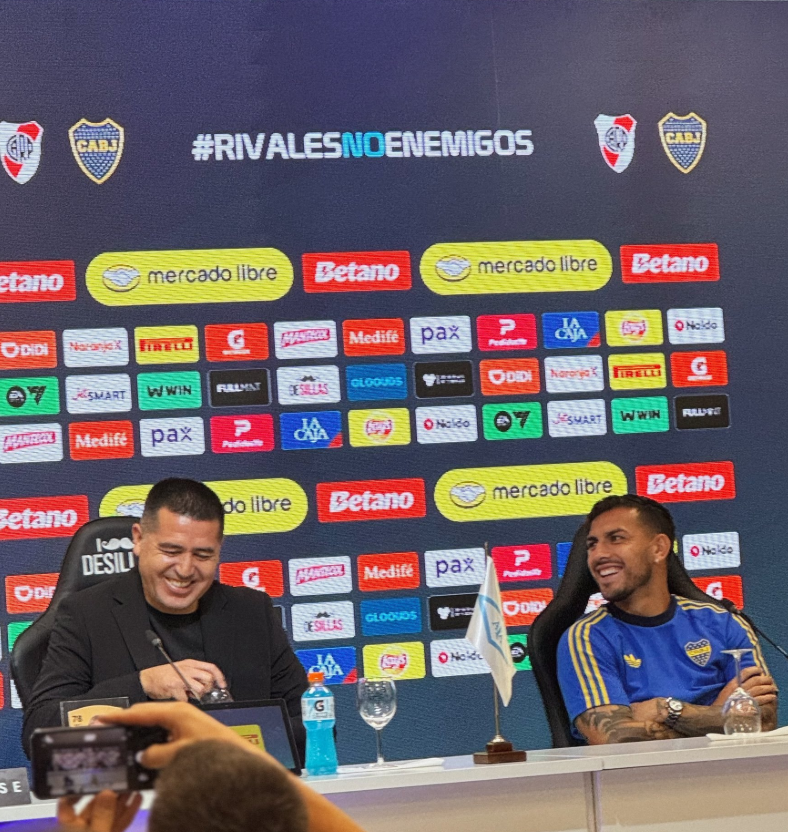 la12tuittera's tweet photo. 💙💛💙El legado sigue en buenas manos. https://t.co/oHWFsJUkFC