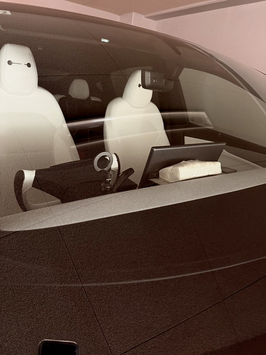 キー【テスラモデルY】FSD tweet media