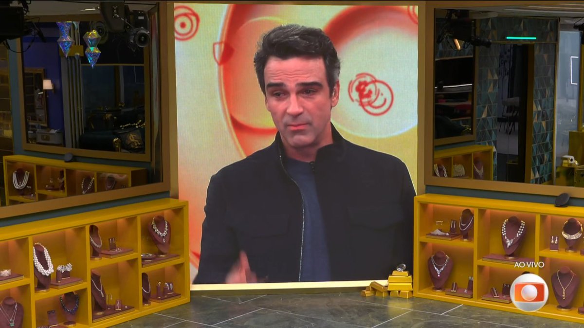 Central Reality tweet media