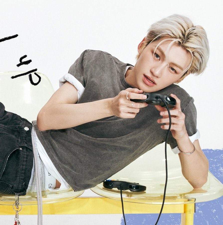 Jihoons Forehead tweet media