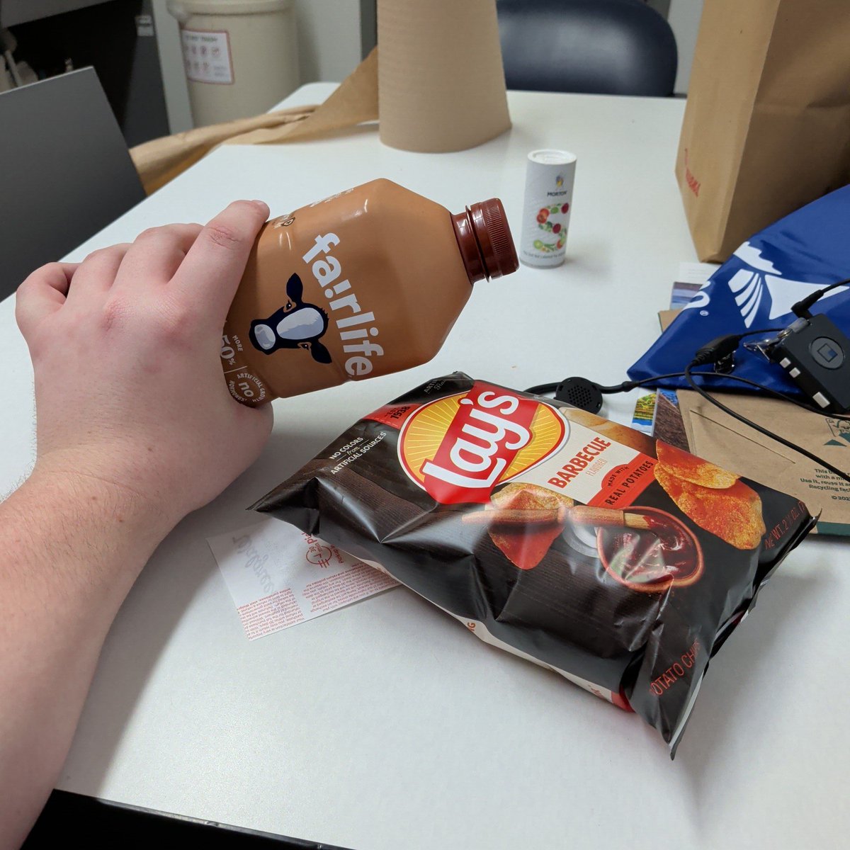 jasmineᥫ᭡🐶🐾🏳️‍⚧️ tweet media