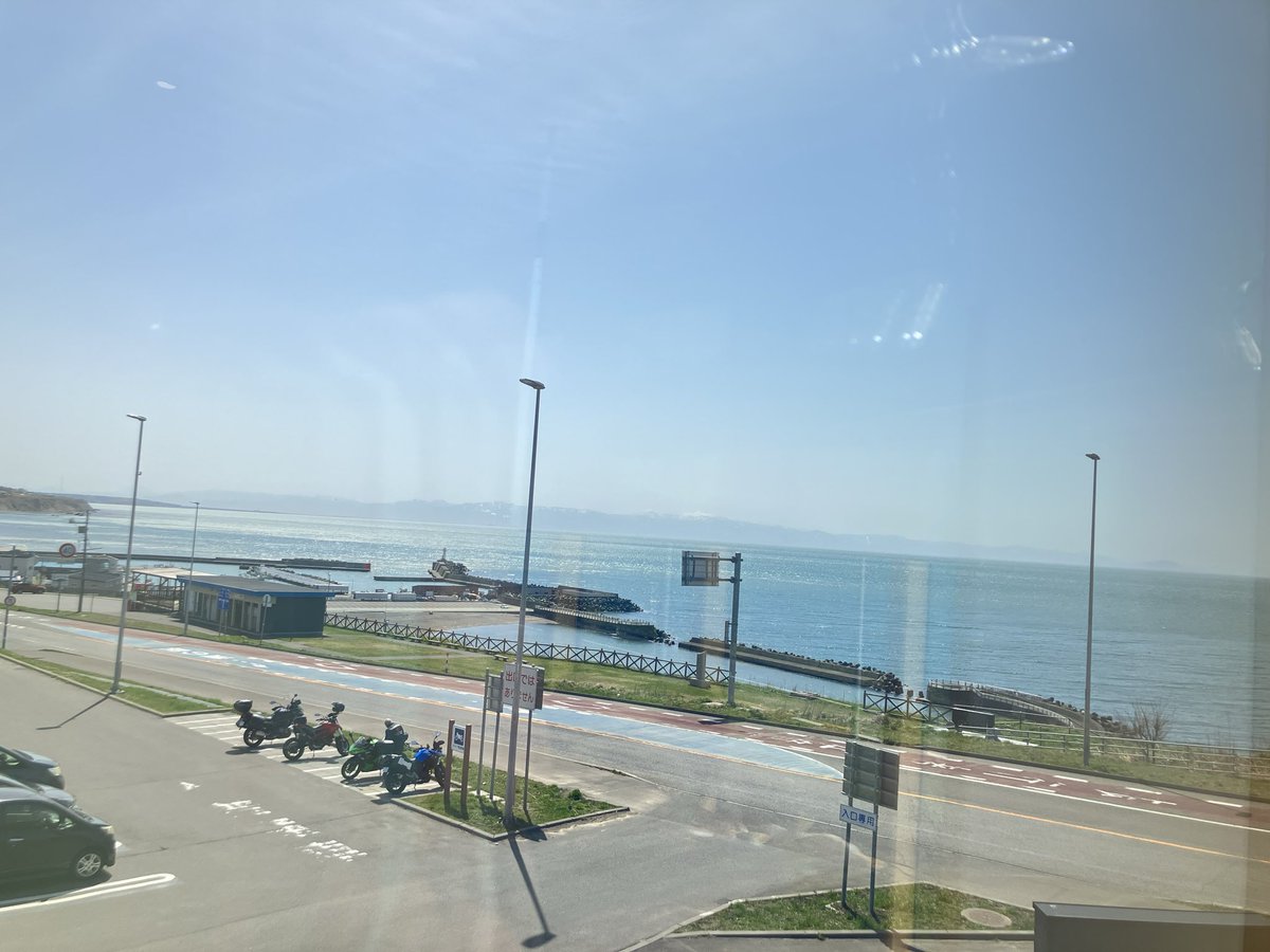 crewstudio tweet media