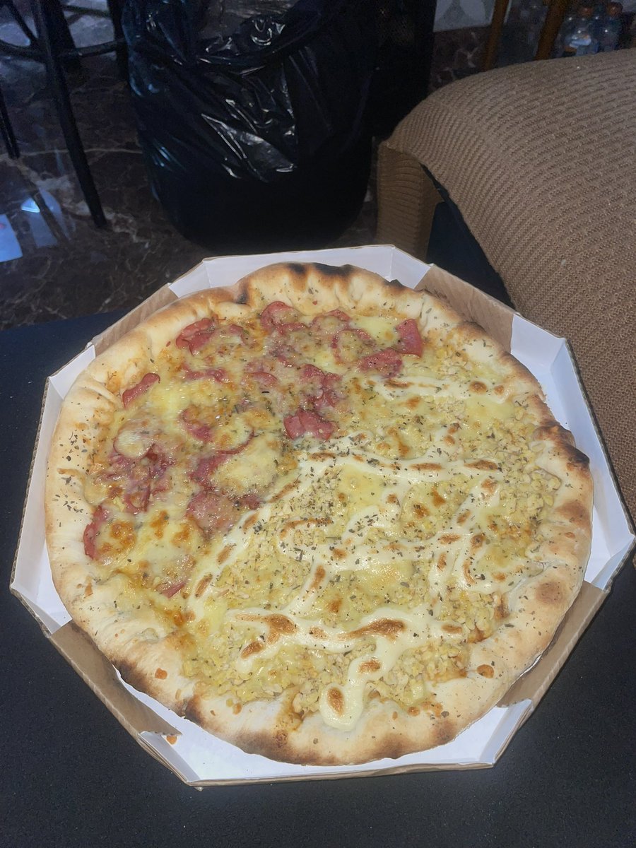 letícia maria tweet media