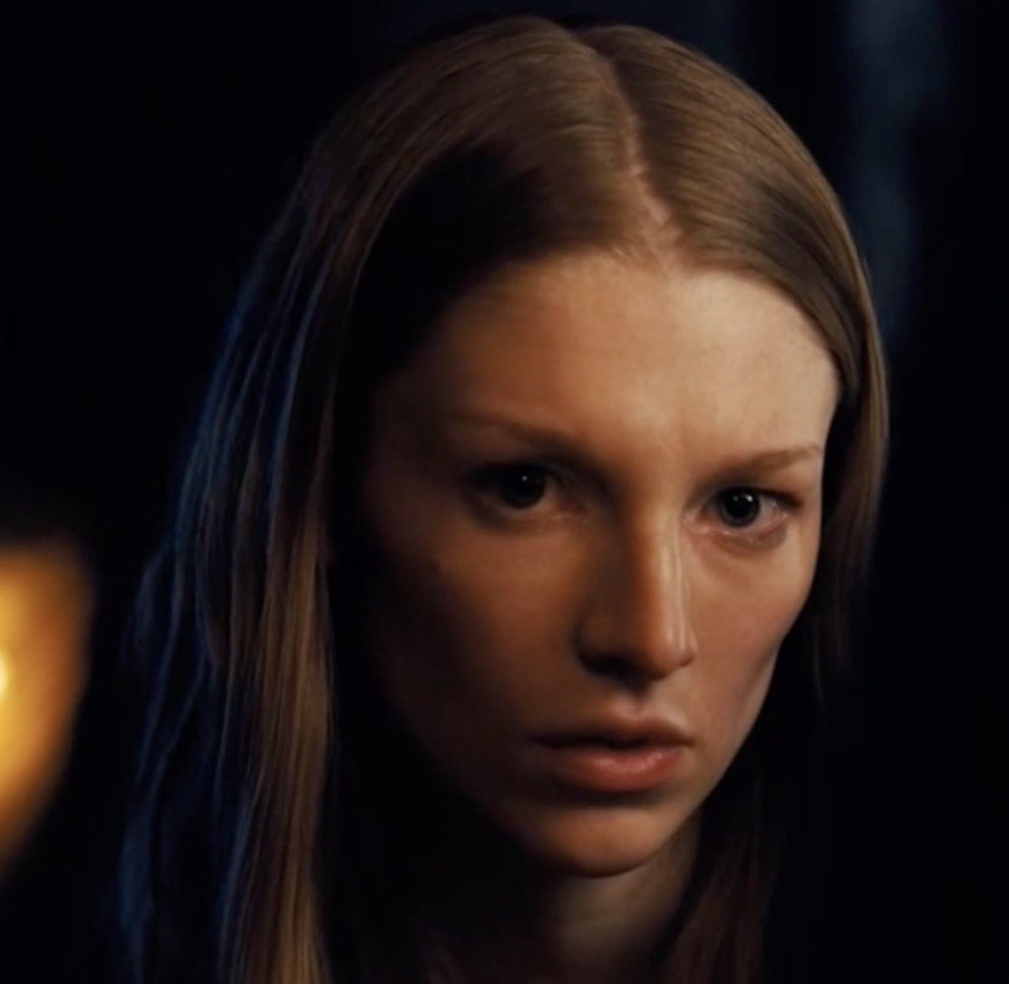 chrislarbsyou's tweet image. THE AMOUNT OF MADDY AND JULES THIS EP #THANKYOU #euphoria