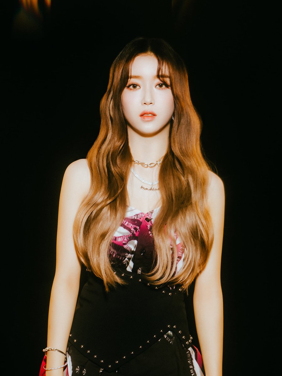 gossamorphic tweet media