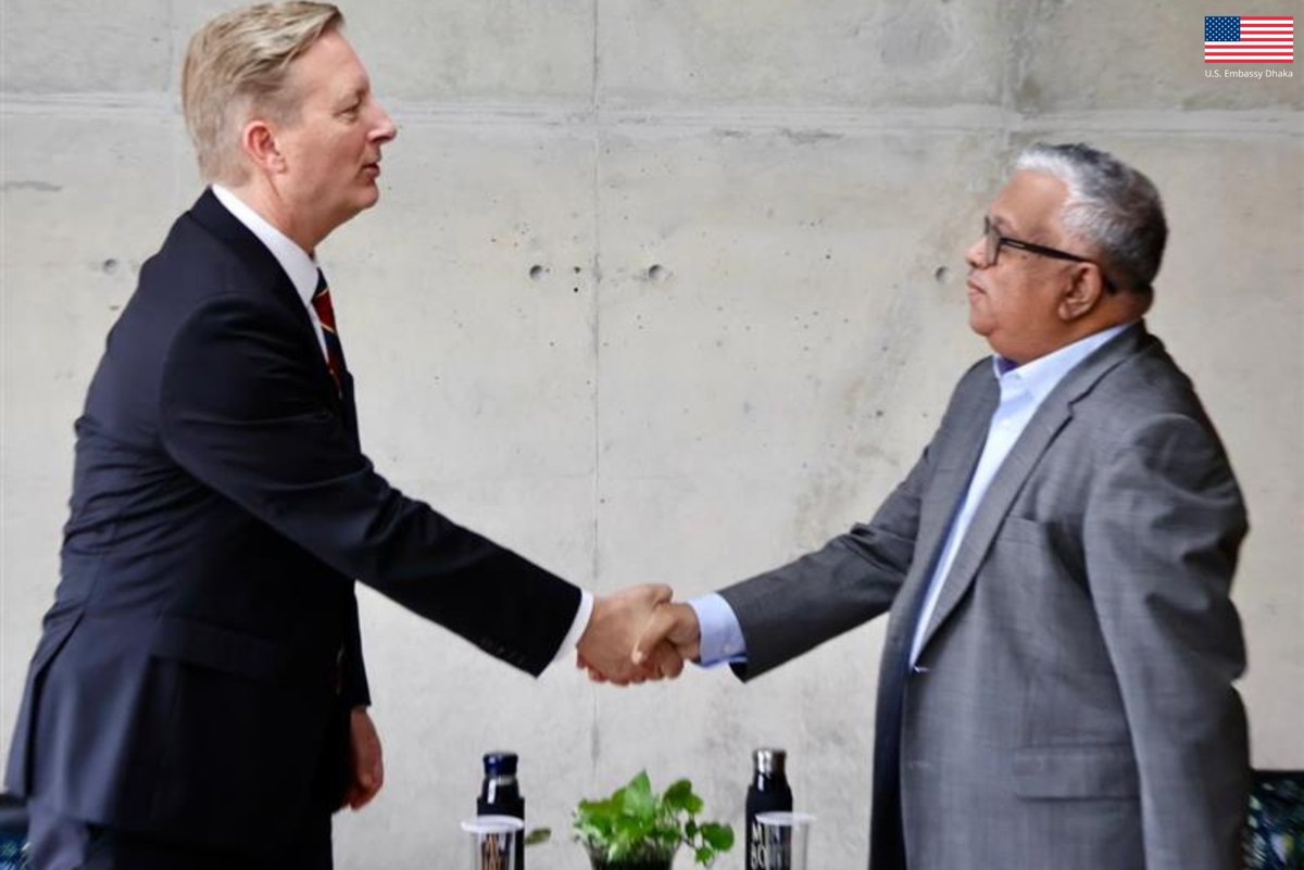 usembassydhaka's tweet photo. Special Envoy Harder and Ambassador Christensen met with Foreign Secretary Siam to advance bilateral cooperation and work together on partnerships that benefit future generations in both countries. https://t.co/6Ze1kWOGv6