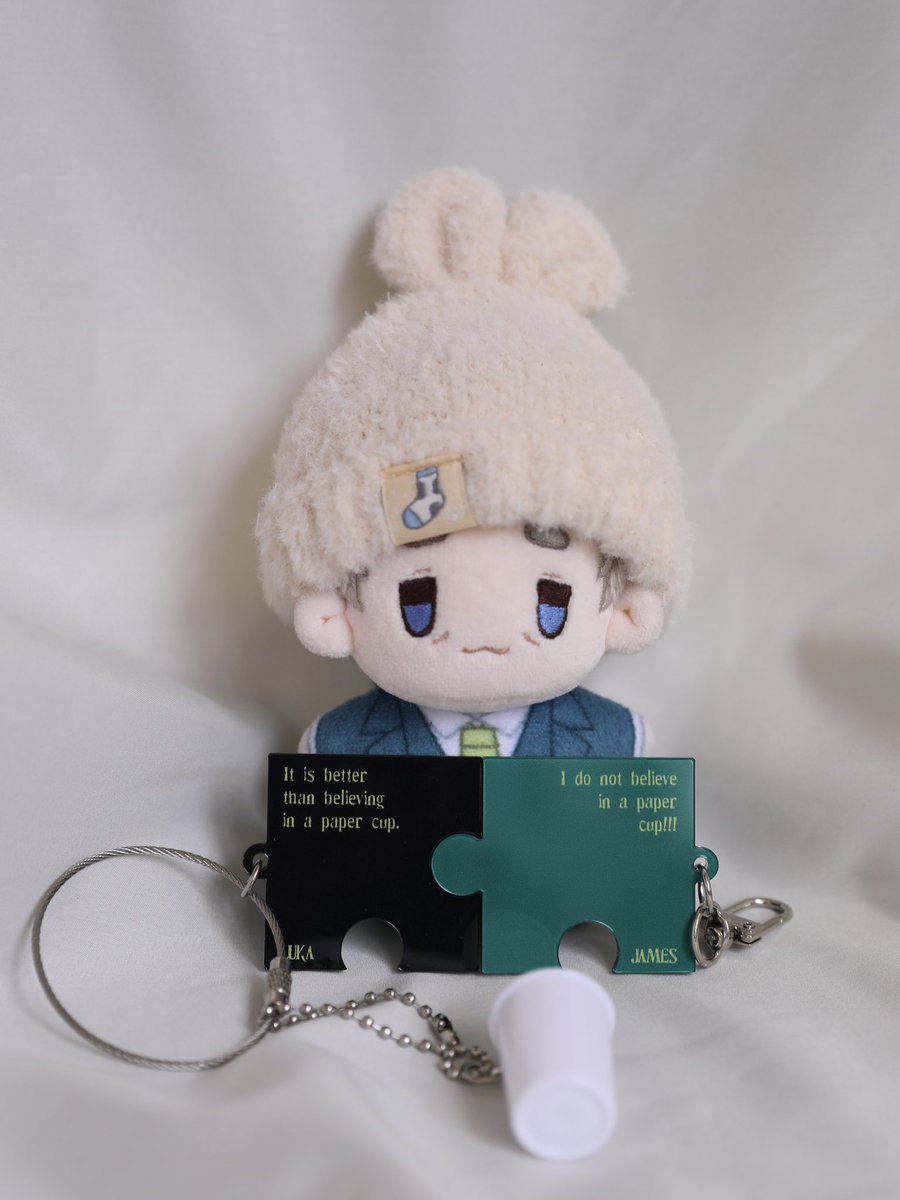 E_jiggerypokery's tweet image. Finally brought the design to life! Took a pic with my Martin doll 📸
#MartinFreeman #TheFifthStep #NTL #マーティンフリーマン