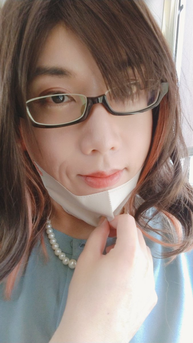 いえやす tweet media