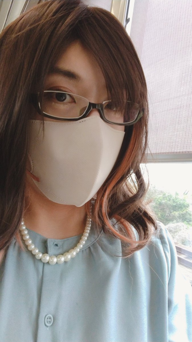 いえやす tweet media