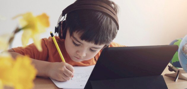JustMe22100's tweet photo. كلما زاد الاهتمام بمادة تقنية المعلومات في المدارس، كلما اقتربنا من تحقيق أهدافنا الوطنية في التحول الرقمي الشامل. العلم والتقنية هما أساس النهضة.
#صباح_الخير
#صباح_الاشياء_المشرقه
#توظيف_معلمات_الحاسوب3 https://t.co/HKdosU8L78