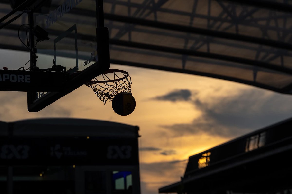 BP_Chua's tweet image. Sunset hoop session
#basketball #sports #Sunset #photography