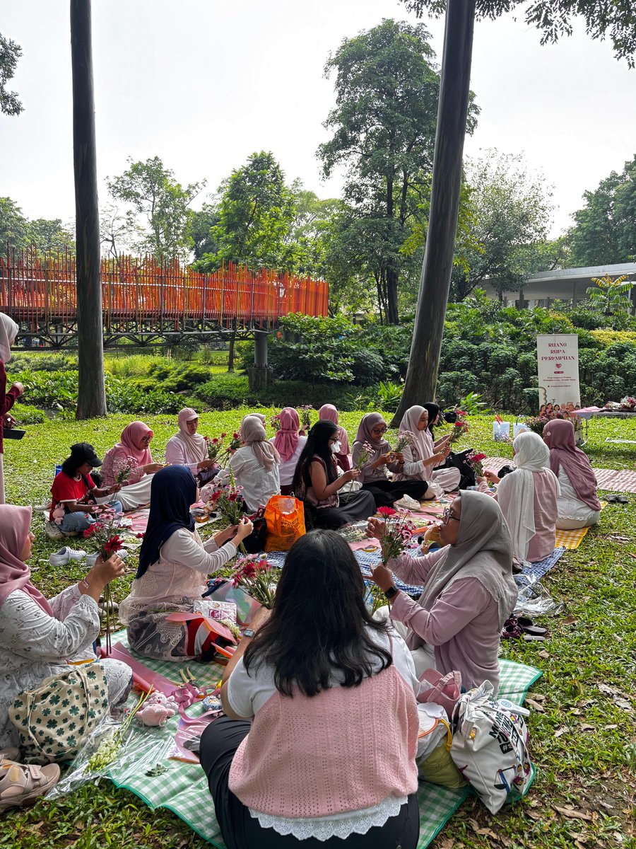 DAY6partyClub's tweet photo. When love blooms, so did our hearts 🌸

Thank you for being part of "When Love Blooms: It’s Wonpil!"🐰 celebrating, creating, and sharing warmth together. Semoga kalian puas dan membawa pulang kenangan manis💖

Mohon maaf jika masih ada kekurangan.
Until we bloom again🌷 https://t.co/1c8C6Vd7YP