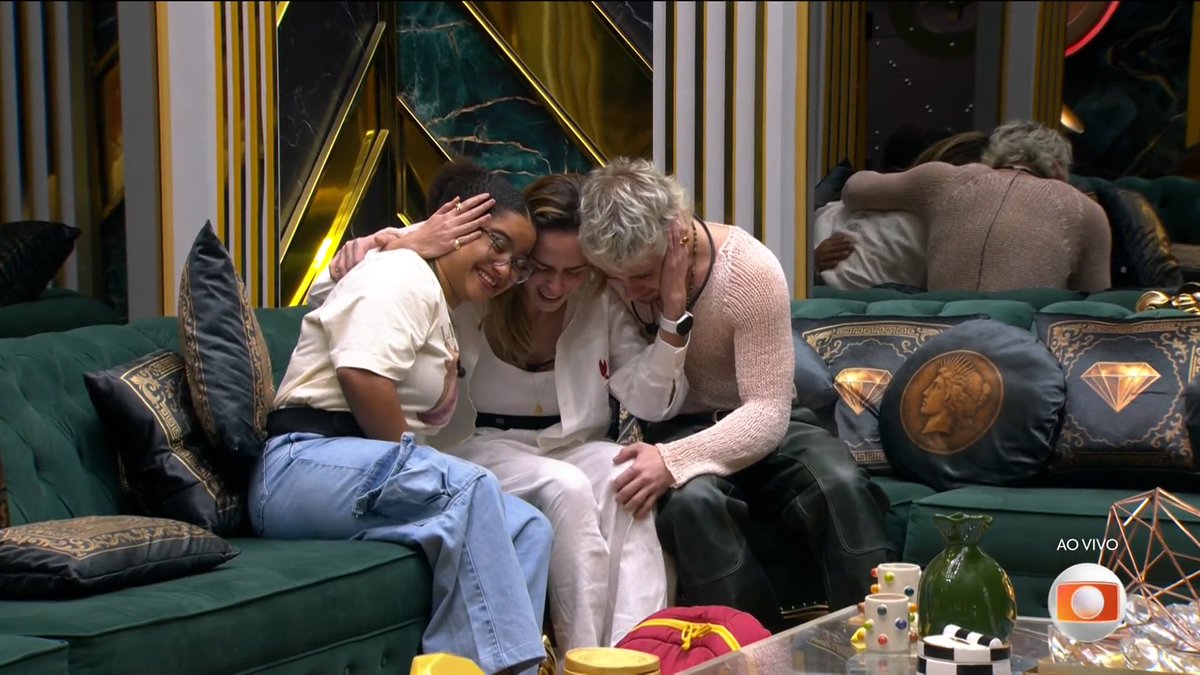 Ads_Silva18's tweet photo. Eternos!!! #BBB26 https://t.co/1n5AoTovCv
