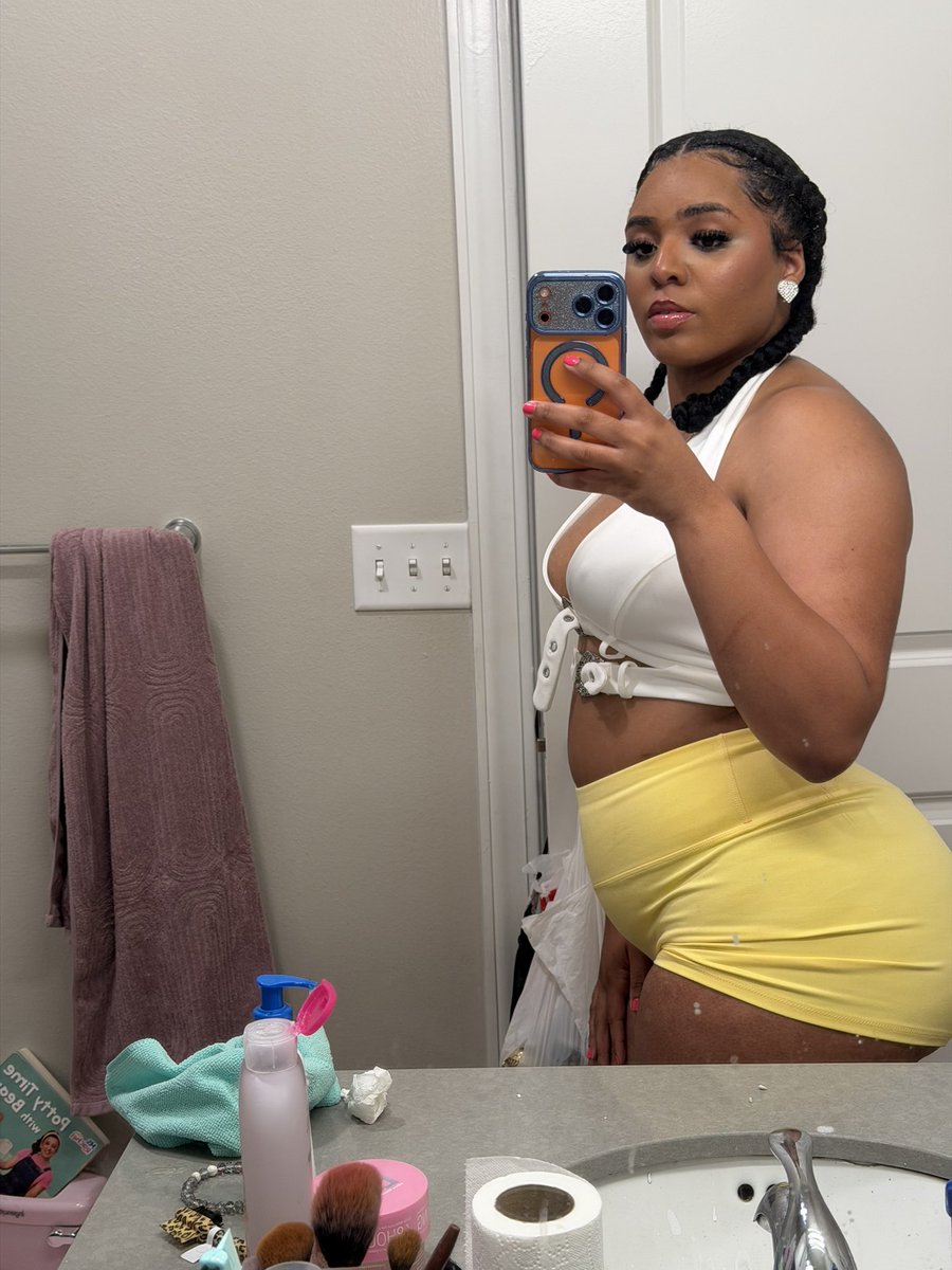 Hugh Hefner 💋 tweet media