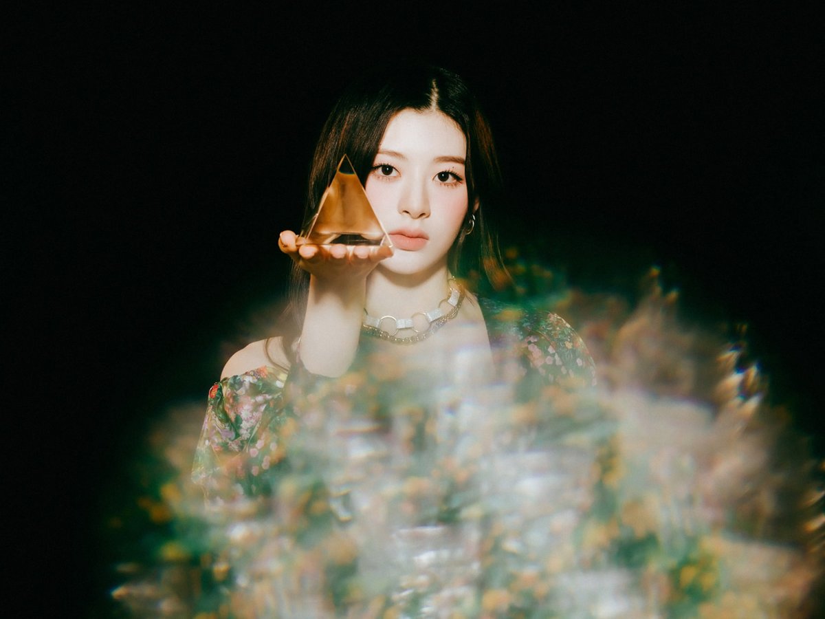 gossamorphic tweet media