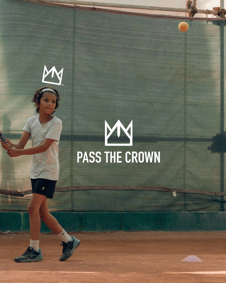 PassTheCrown's tweet photo. They won't believe in you, so show them. #PassTheCrown https://t.co/LZm3uJVzmS