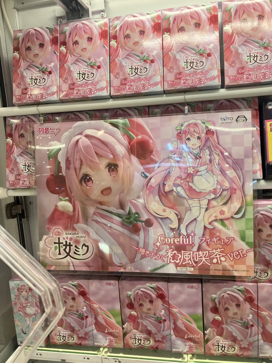 桜ミク入荷！ corefulフィギュア ～描き下ろし 和風喫茶ver~ 可愛