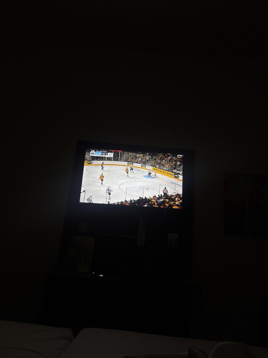 x - liz¨̮ 🖤💙 tweet media