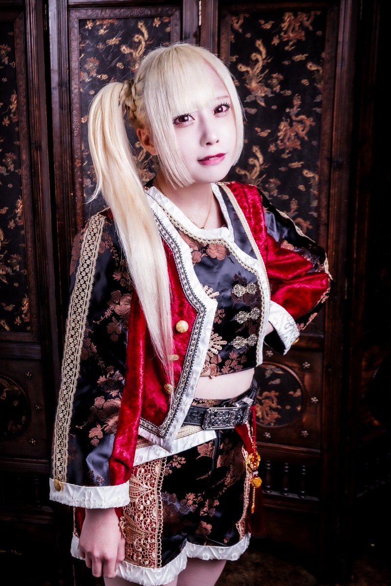 コハク tweet media