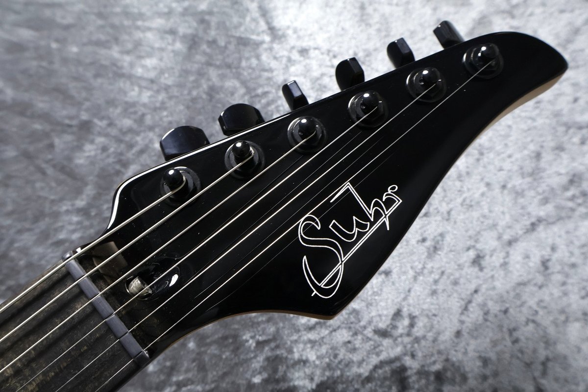 Kurosawa_shop's tweet image. 【クロサワ楽器オススメ情報】
ハイエンドの代名詞『Suhr Guitars』

熟練の職人の技術と最新の工作機械を駆使し
計算しつくしたSuhrのギターは、軽量でバランスが良くプレイアビリティに優れ、ゲインに頼らなくても音が伸び、鳴りも文句なし！
完璧

【在庫・詳細】
digimart.net/search?categor…

#suhr