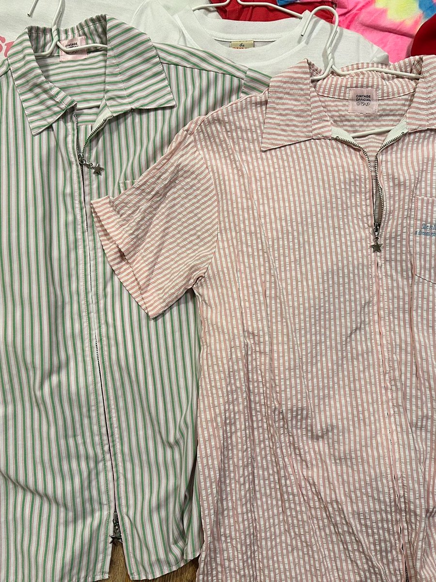 Whitechoco_zone's tweet photo. เสื้อ cintage ตัวละ 140 ค่าา 🤍🤍

#ส่งต่อเสื้อผ้า #ส่งต่อเสื้อผ้ามือสอง #เสื้อผ้ามือสอง #ส่งต่อเสื้อผ้ามือ2 #vghbkk #cintageshop #stylistshop #ส่งต่อcintage #โล๊ะตู้ #ส่งต่อstylist #เสื้อผ้ามือสองสภาพดี https://t.co/IjufZjK1mp