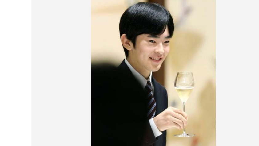 YukieKudo314's tweet photo. #百聞は一見に如かず=#SeeingIsBelieving
What a stark difference of well mannered 19 year old #HIH #PrinceHIsahito (#悠仁親王殿下) - 2nd to the throne after his father #HIH #CrownPrinceFumihito - cf #PrincessAiko at her age 24 this year 2026 at the Imperial Guarden Party #何たる違い!
cc @kgfh2ifgNihk5ta =#星子様