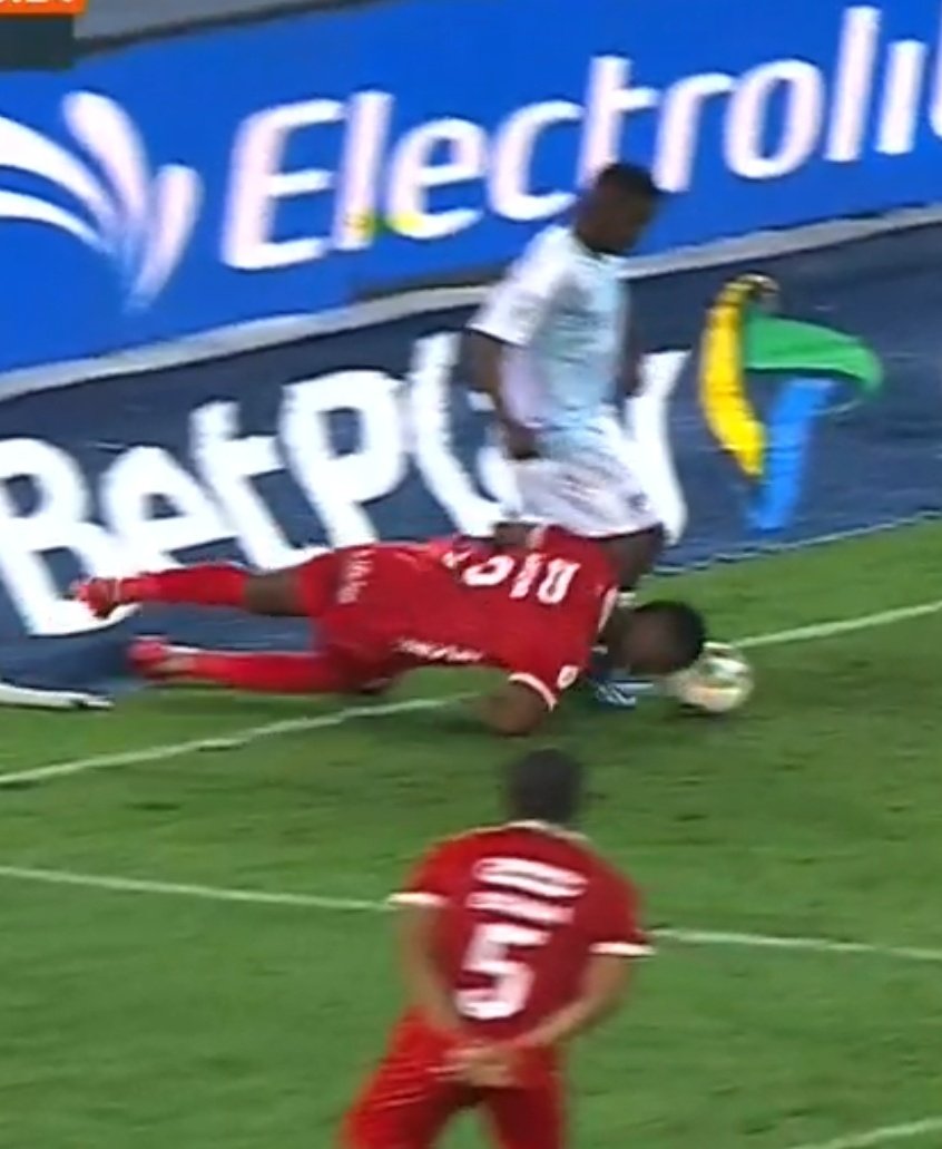 Seamos honestos.
Ni tú ni yo ni la mismisima mamá de Dani Rosero se esperó el PARTIDAZO que se hizo hoy.
