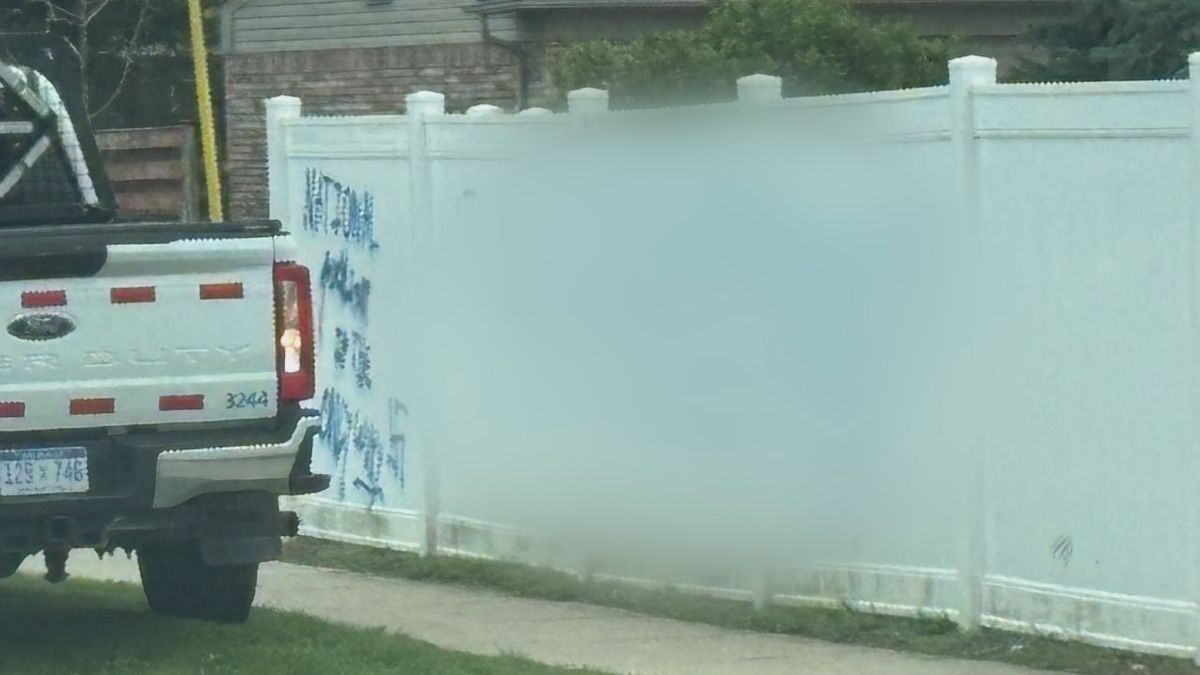 FOX2News's tweet image. Sterling Heights police arrested two 19-year-old men after officers say they were caught spray-painting swastikas and bias-related phrases on a residential fence early Sunday. fox2detroit.com/news/two-arres…