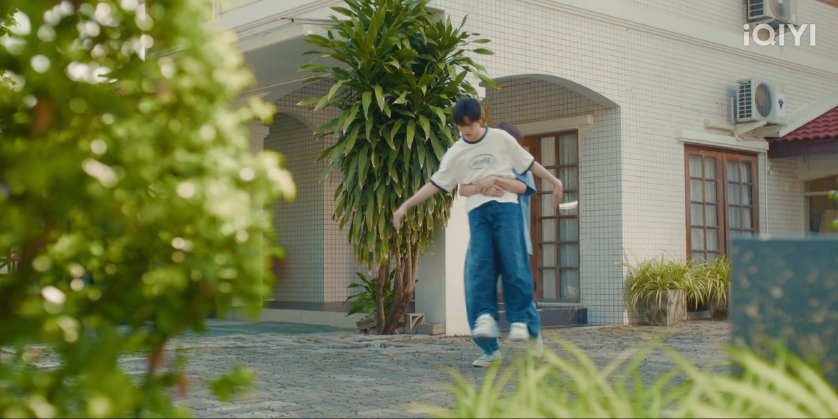 ⚡T H U N D E R ⚡ tweet media