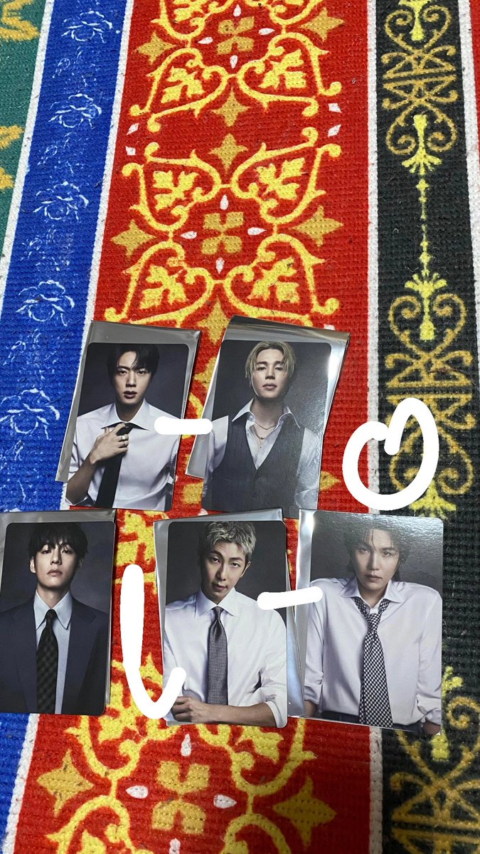 Namchin Yoongi/Saw OT7 at Goyang tweet media